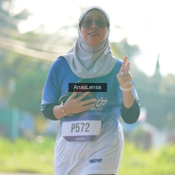 Runner Photo 3484616