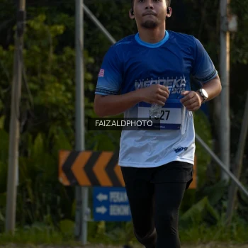 Runner Photo 3484644