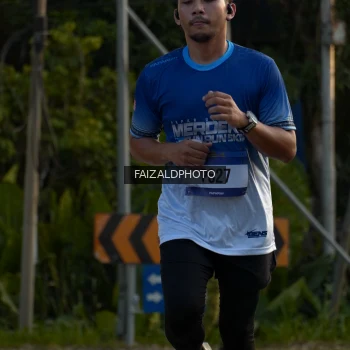 Runner Photo 3484660