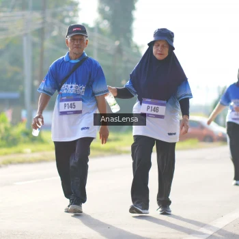 Runner Photo 3484666