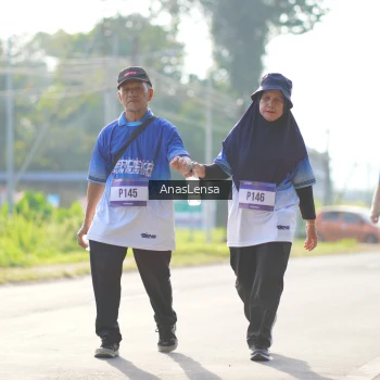 Runner Photo 3484693