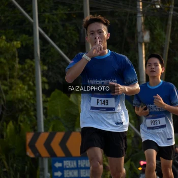 Runner Photo 3484703