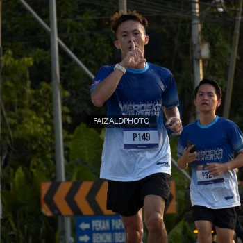 Runner Photo 3484705