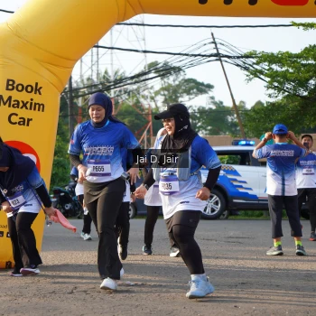 Runner Photo 3484712