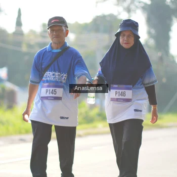 Runner Photo 3484739
