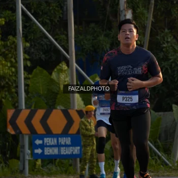 Runner Photo 3484773