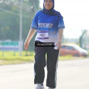 Runner Photo 3484789