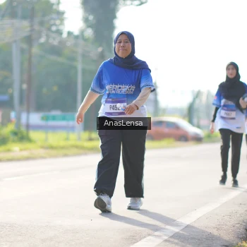 Runner Photo 3484793