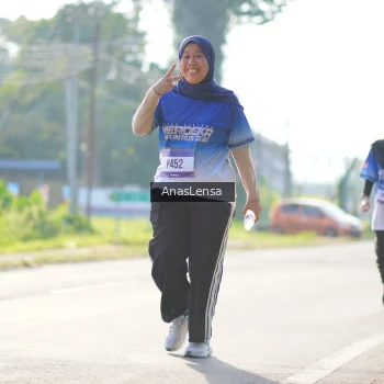 Runner Photo 3484798