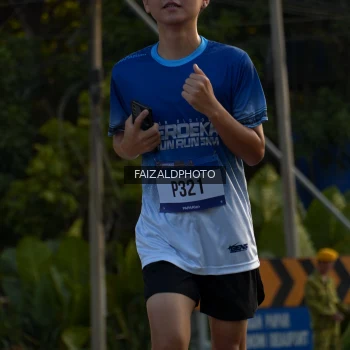 Runner Photo 3484814