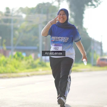 Runner Photo 3484834