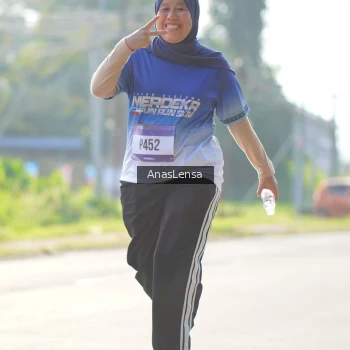 Runner Photo 3484837