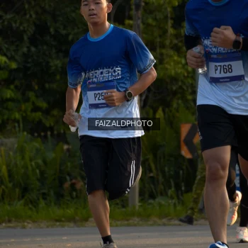 Runner Photo 3484847