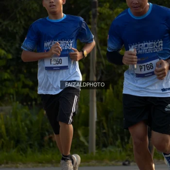 Runner Photo 3484854