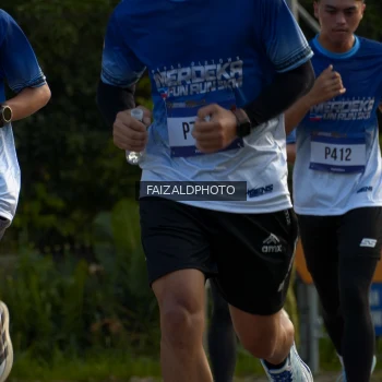 Runner Photo 3484876