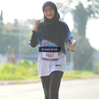 Runner Photo 3484889