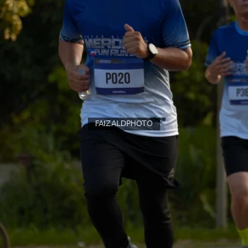 Runner Photo 3484933