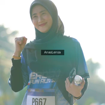 Runner Photo 3484946