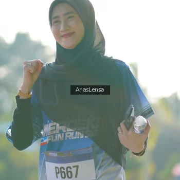 Runner Photo 3484949