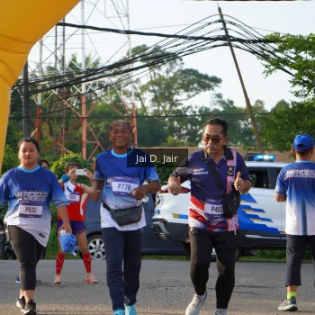 Runner Photo 3484971