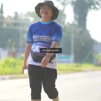 Runner Photo 3484992