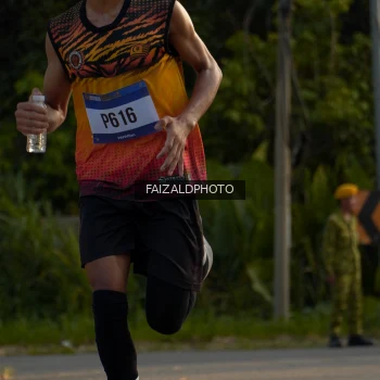 Runner Photo 3484997