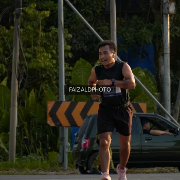 Runner Photo 3485044