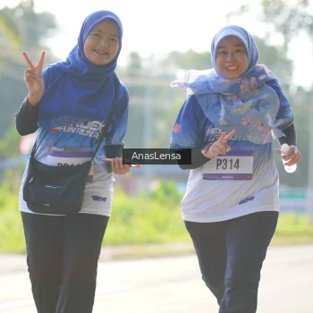 Runner Photo 3485100