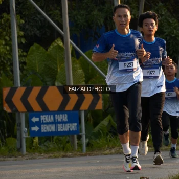 Runner Photo 3485214