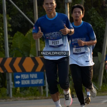 Runner Photo 3485240