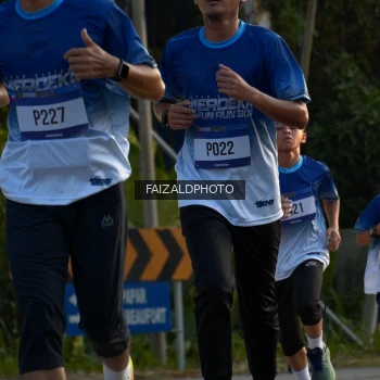 Runner Photo 3485286