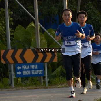 Runner Photo 3485305