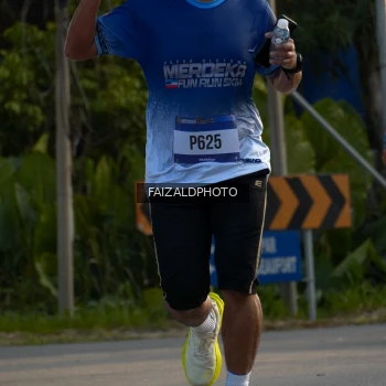 Runner Photo 3485360