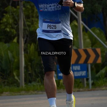 Runner Photo 3485402