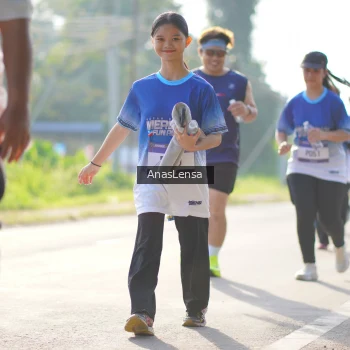 Runner Photo 3485410