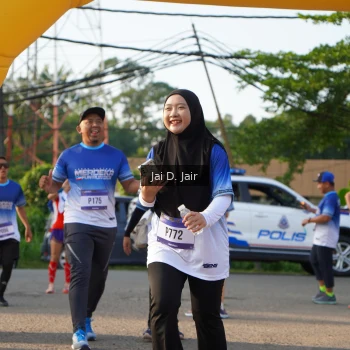 Runner Photo 3485455