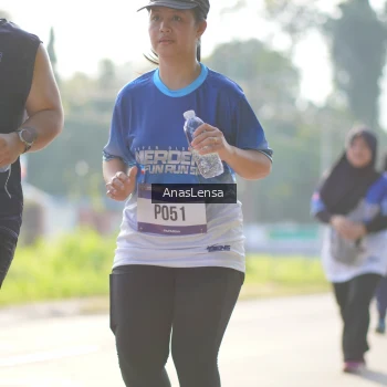Runner Photo 3485486