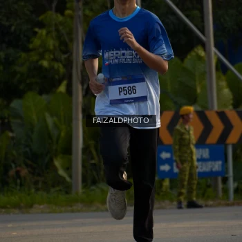 Runner Photo 3485506