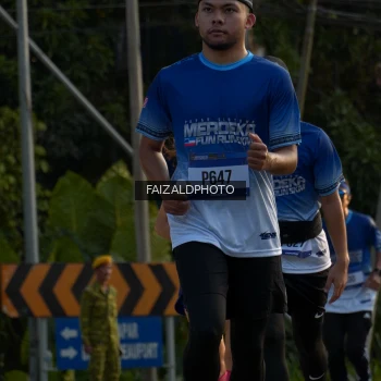 Runner Photo 3485541