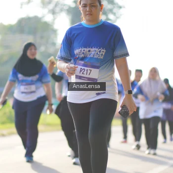 Runner Photo 3485567