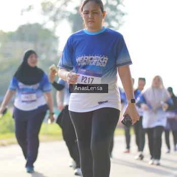 Runner Photo 3485571