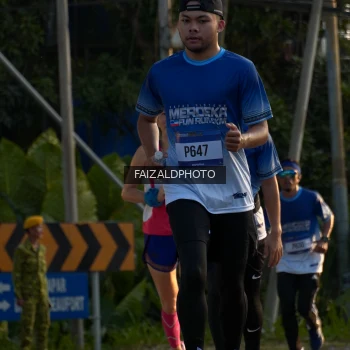 Runner Photo 3485625