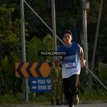 Runner Photo 3485745