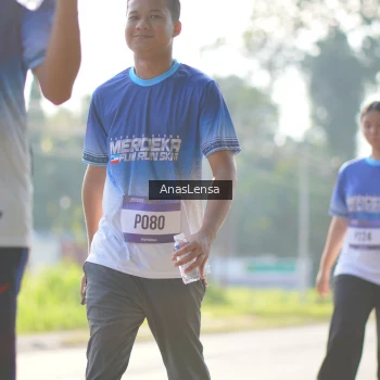 Runner Photo 3485747