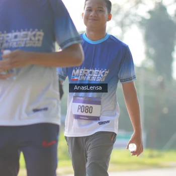 Runner Photo 3485797