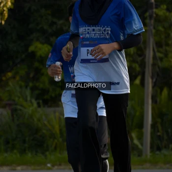 Runner Photo 3485817