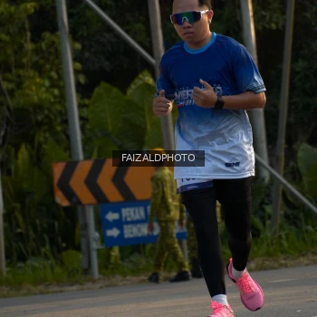 Runner Photo 3485892