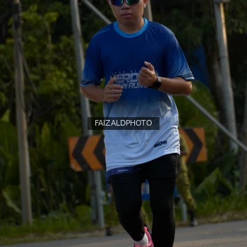 Runner Photo 3485913
