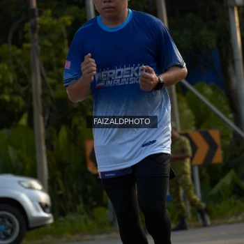 Runner Photo 3485914