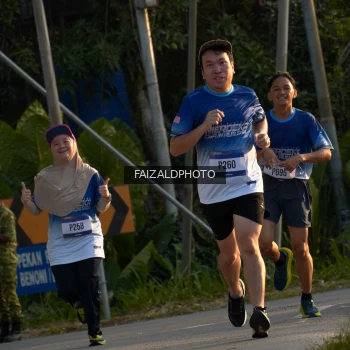 Runner Photo 3485931